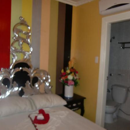 Manila Venetian Hotel Экстерьер фото