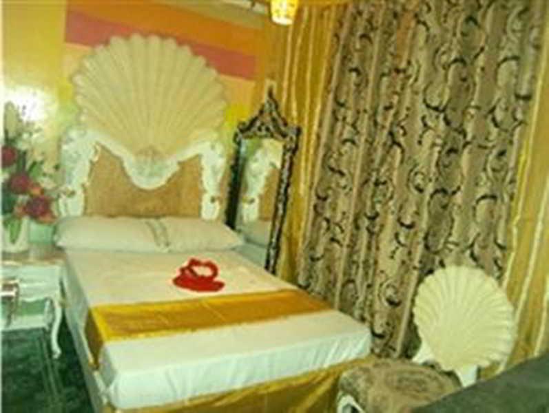 Manila Venetian Hotel Экстерьер фото